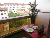 La Haut sur la Colline