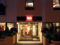 ibis Lourdes Centre Gare