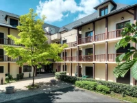 ZГ©nitude HГґtel-RГ©sidences lAcacia Lourdes