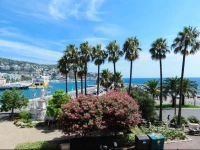 Apart Overlooking The Port Of Nice