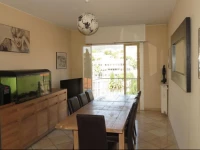 Le Petit Aramis Guesthouse