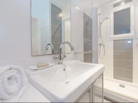 Studio Papillon - port de Nice