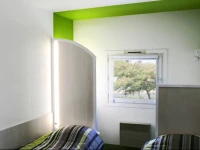 hotelF1 Orange Centre Echangeur A7 A9