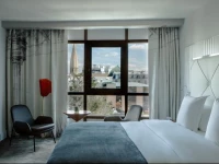 Le Parisis - Paris Tour Eiffel