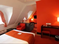 Qualys Hotel Carltons Montmartre