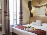 Hotel Ariane Montparnasse by Patrick Hayat