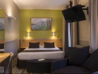 Glasgow Monceau by Patrick Hayat