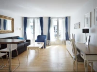 Apartments Du Louvre