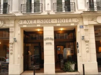 Le Baldaquin Excelsior