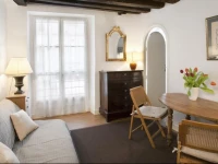 Locappart Chanoinesse