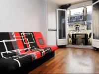 Studio charmant avec balcon et vue sur Tour Eiffel
