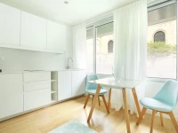 Studio Eiffel Tower / Invalides