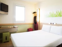 ibis budget Orly Chevilly Tram 7