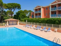 Lagrange Vacances Le Domaine des Grands Pins