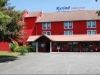 Kyriad Design Enzo MontluГ§on - Saint Victor