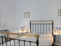Agnadi Syrou Rooms