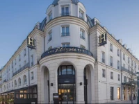 LElysГ©e Val dEurope at DisneylandВ® Paris