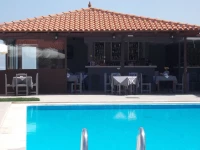 Haridimos Apartments 2*