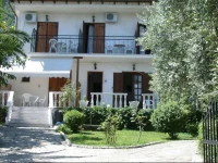 Viki Studios and Apartments