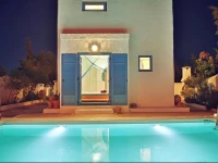 Meltemi Breeze Pool House