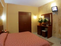 Life Hotel Heraklion 3*