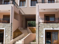 Pantheon Villas & Suites 4*