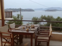 Mandaniki Apartments 2*