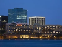 Sheraton Norfolk Waterside Hotel 3*