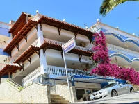 House Capetanios Apartments