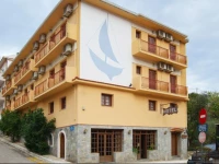 Moustakis Hotel