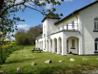 Holmsborg Apartments