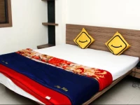 Vista Rooms At Bapu Gandhi Nagar
