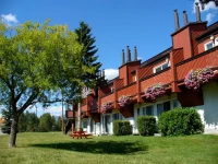 Rocky Mountain Ski Lodge