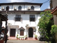 The Old Courtyard 1*