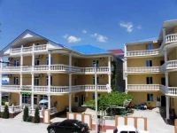 Natela Private Hotel 2*