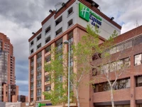 Holiday Inn Express Hotel and Suites - Calgary 3*