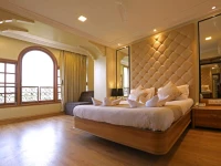 Gulf Hotel Colaba 3*