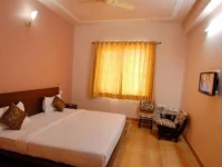 Hotel Corbett Plaza 2*