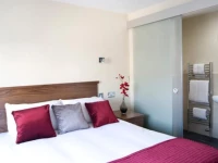 Craibstone Suites Hotel 4*