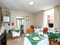 Vaila Guest House 4*