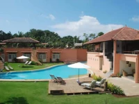 The Village Square 4*