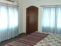 Holiday home with beach