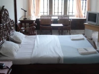 Shirleys Beach Hotel 2*