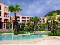 Centara Grand Beach Resort Phuket 5*