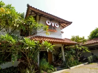Santo Guest House
