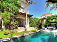 The White House Bali 4*