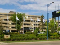 Radisson Hotel Edmonton South 3*