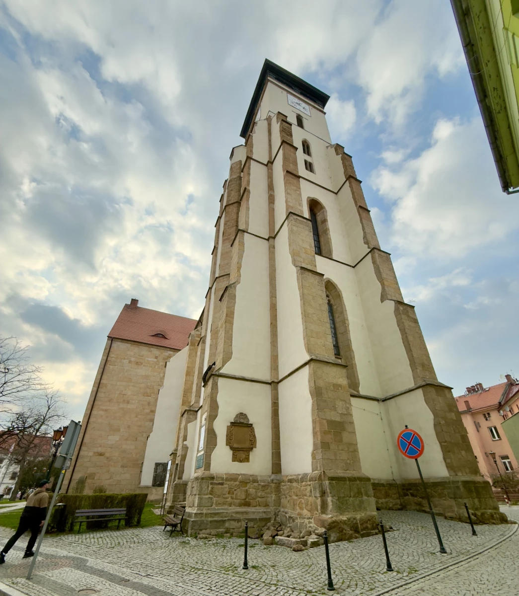 Костёл Рождества Пресвятой Девы Марии в Злоторые