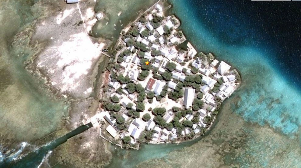 Фале вилладж