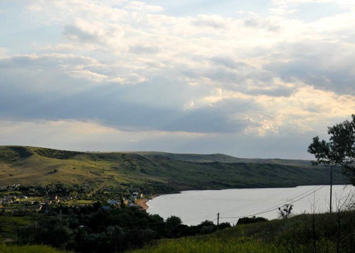 Заводское (Красный Кут), Россия